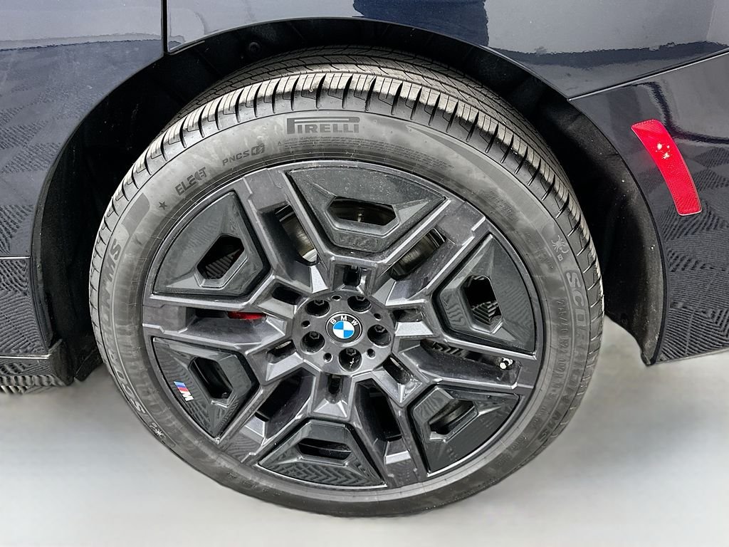 Used 2026 Carbon Black Metallic BMW xDrive45 image 23