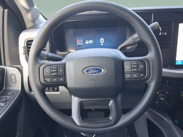 New 2026 Carbonized Gray Metallic Ford F-250® XLT image 21