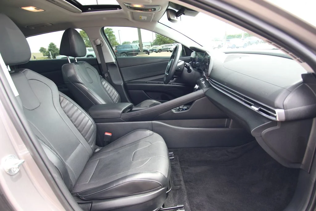 Used 2023 Silver Hyundai Limited image 8