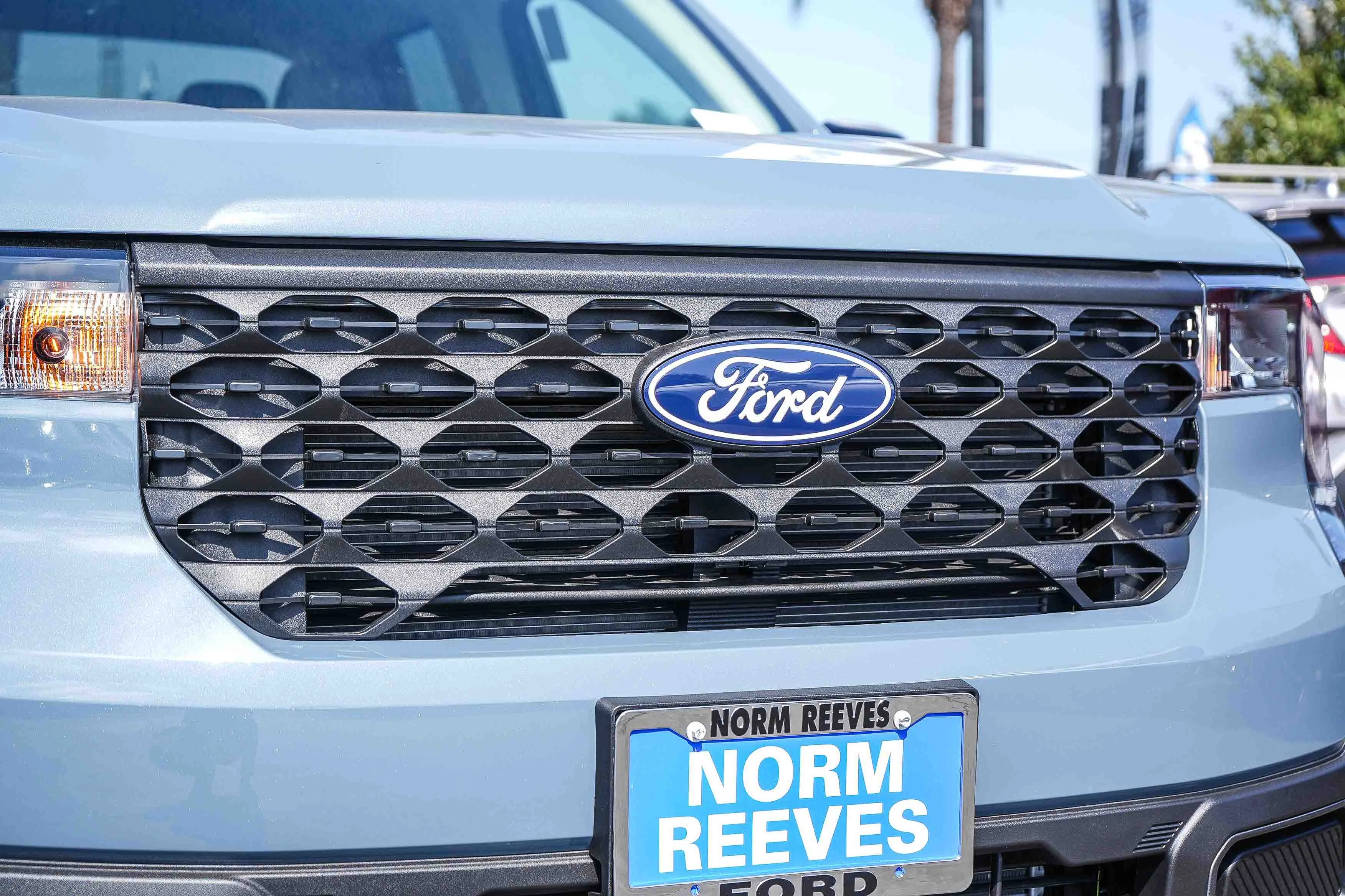 New 2026 Azure Gray Metallic Ford XLT image 5