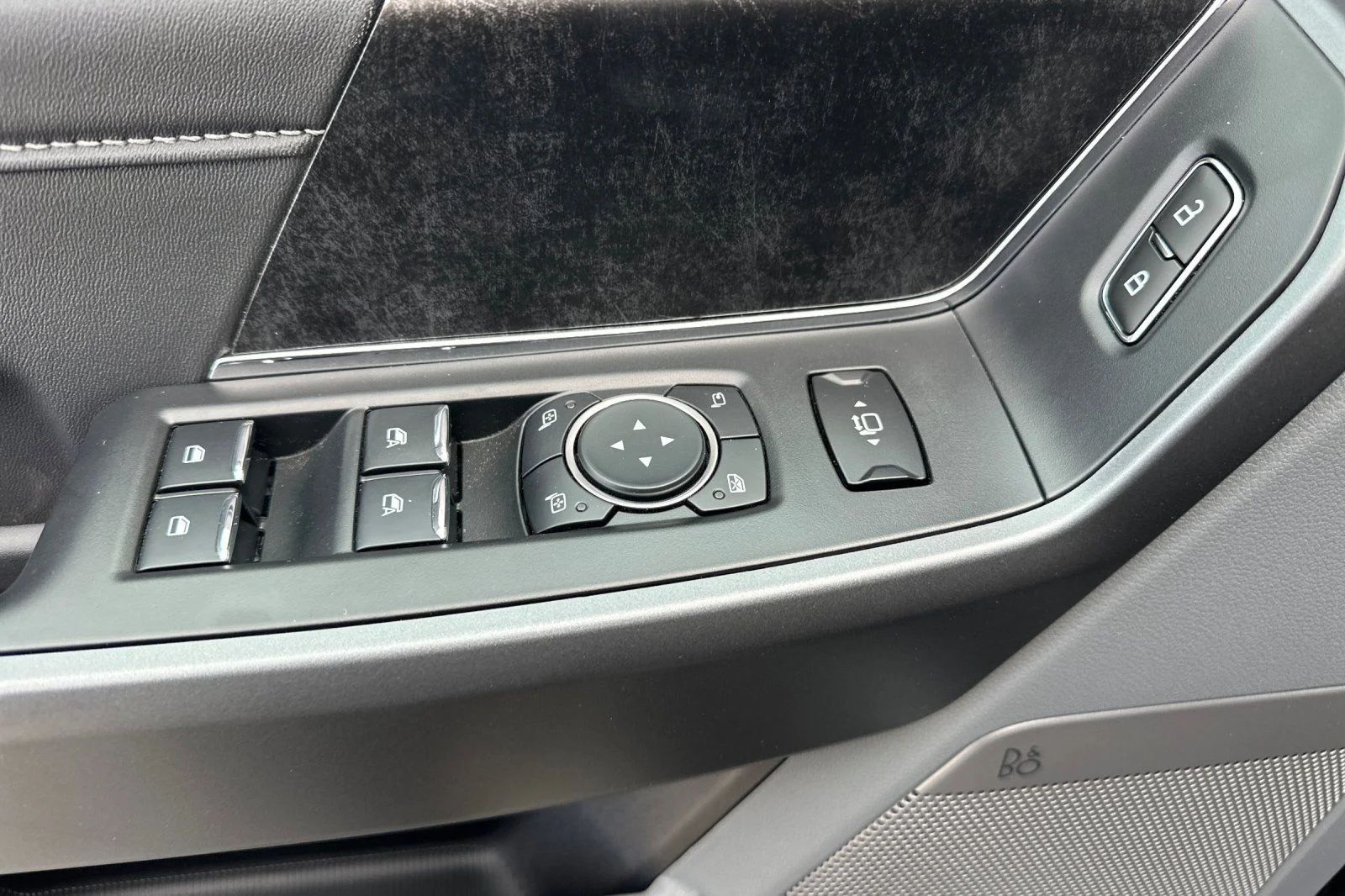 New 2026 Gray Ford XLT image 10