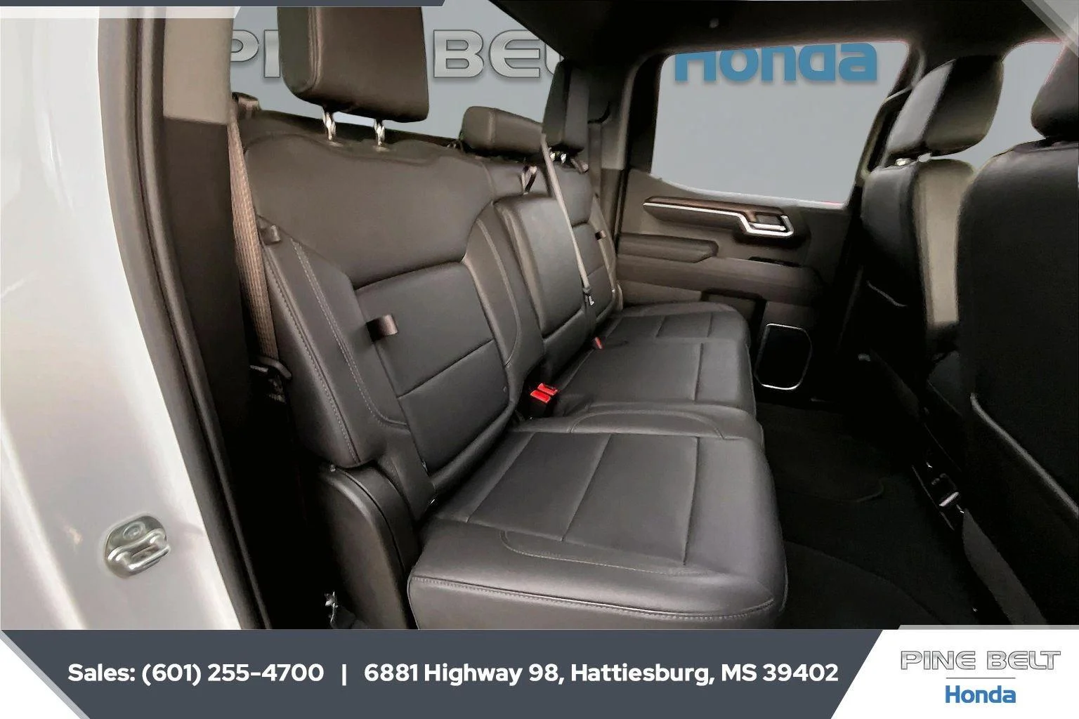 Used 2026 Summit White GMC SLT image 20