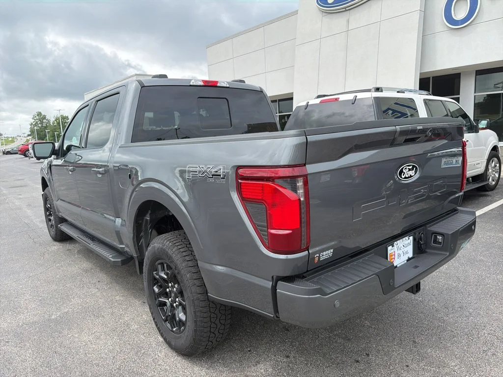 New 2026 Carbonized Gray Metallic Ford XLT image 3