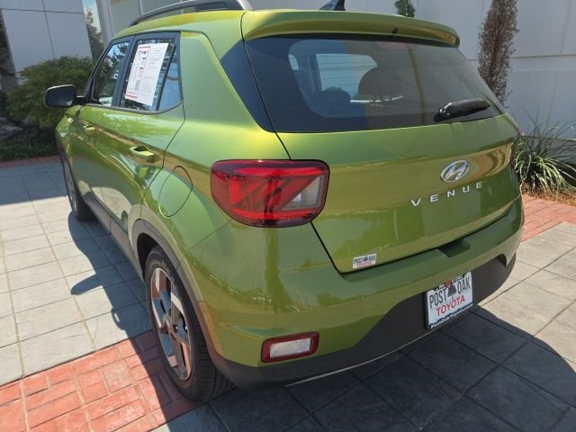 Used 2021 Green Hyundai SEL image 4