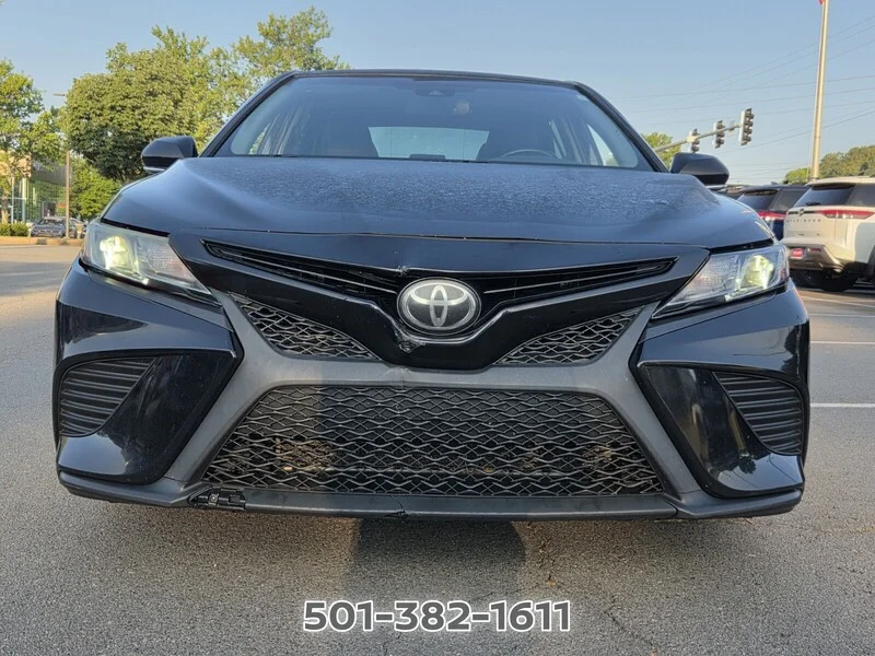 Used 2019 Midnight Black Metallic TOYOTA SE AUTO image 8