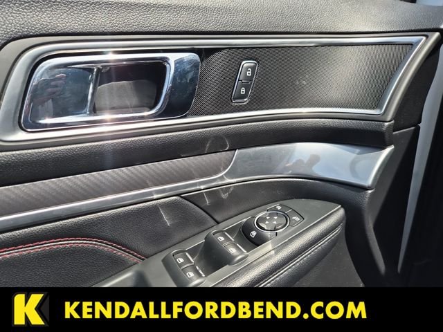Used 2017 White Ford Sport image 10