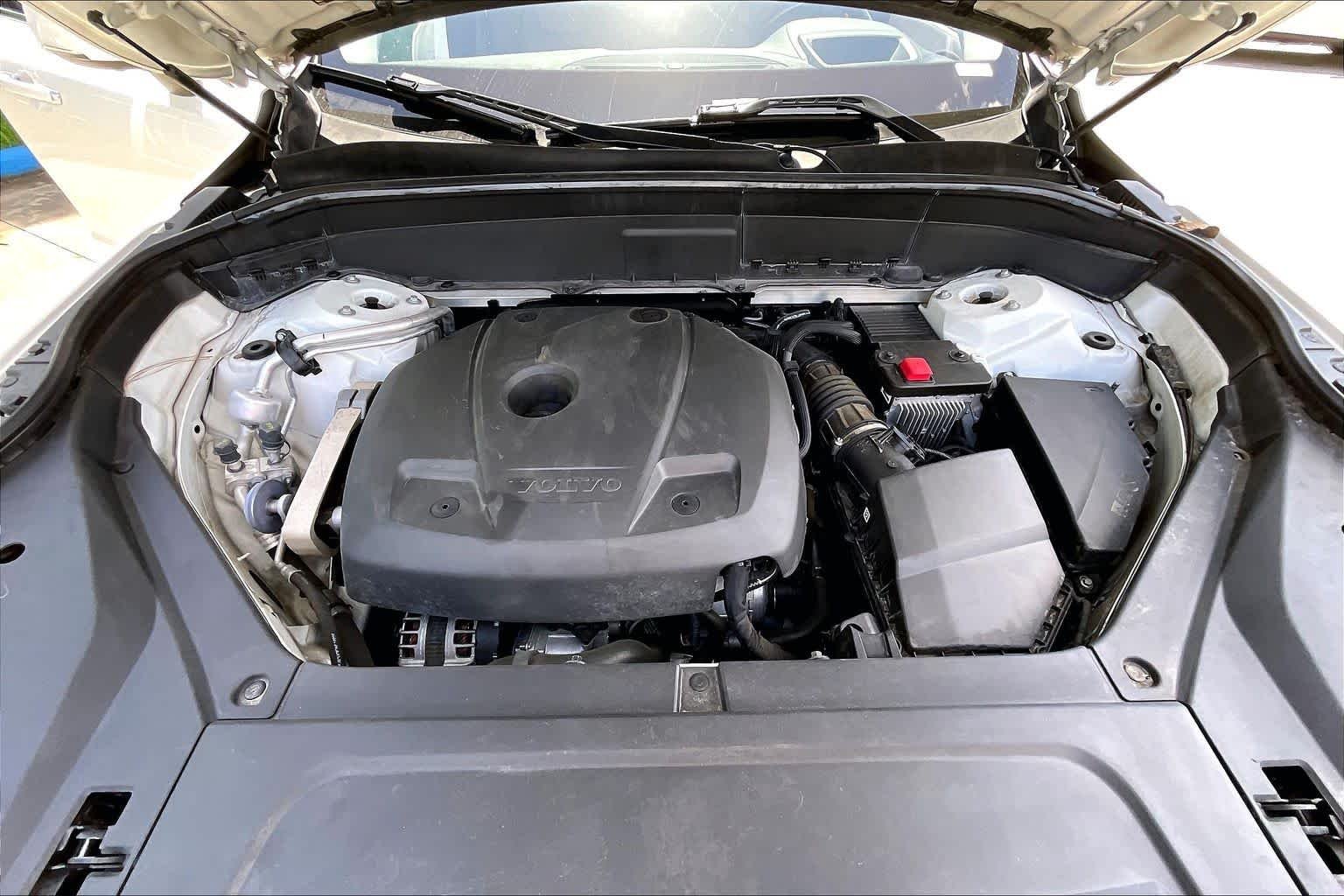 Used 2020 Crystal White Metallic Volvo Inscription image 30