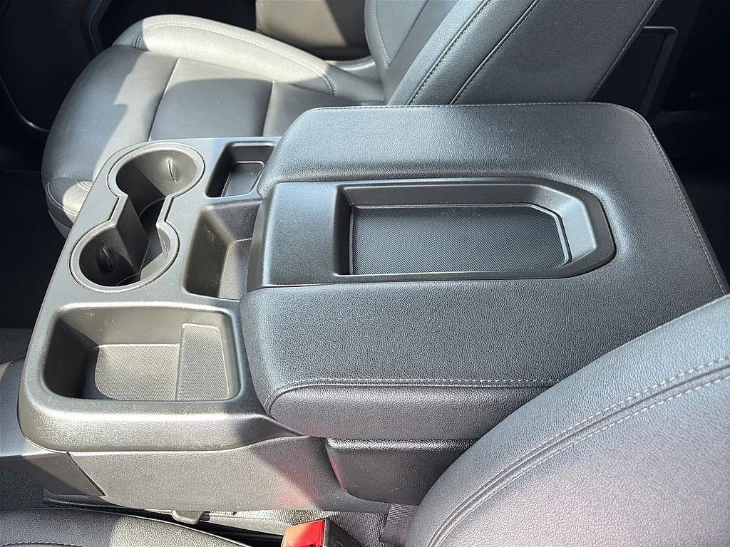 Used 2025 Titanium Rush Metallic GMC SLT image 26