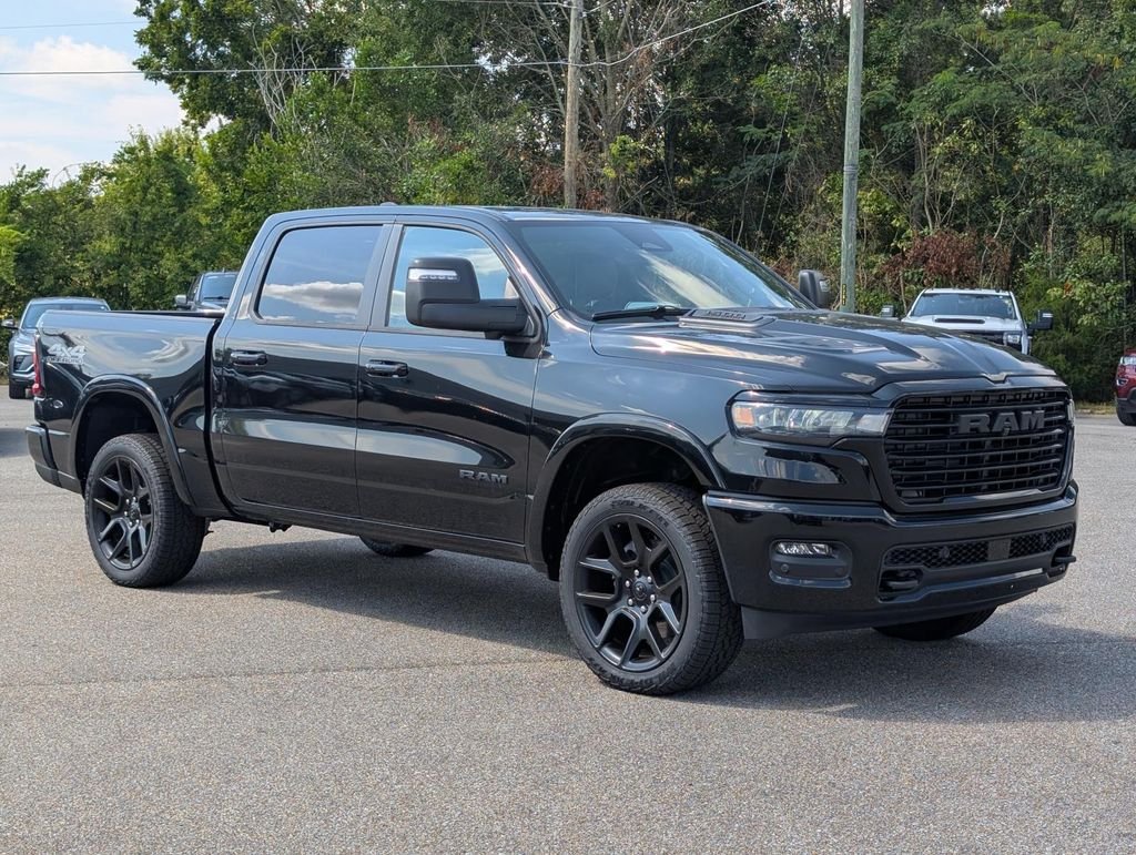 New 2026 Diamond Black Crystal Pearl-Coat Exterior Paint RAM Laramie image 28