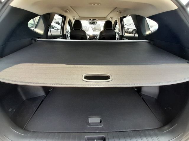 Used 2022 Silver Hyundai Limited image 50