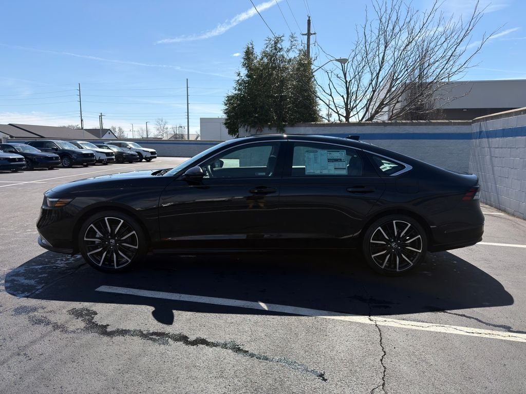 New 2026 Crystal Black Pearl Honda Touring image 2