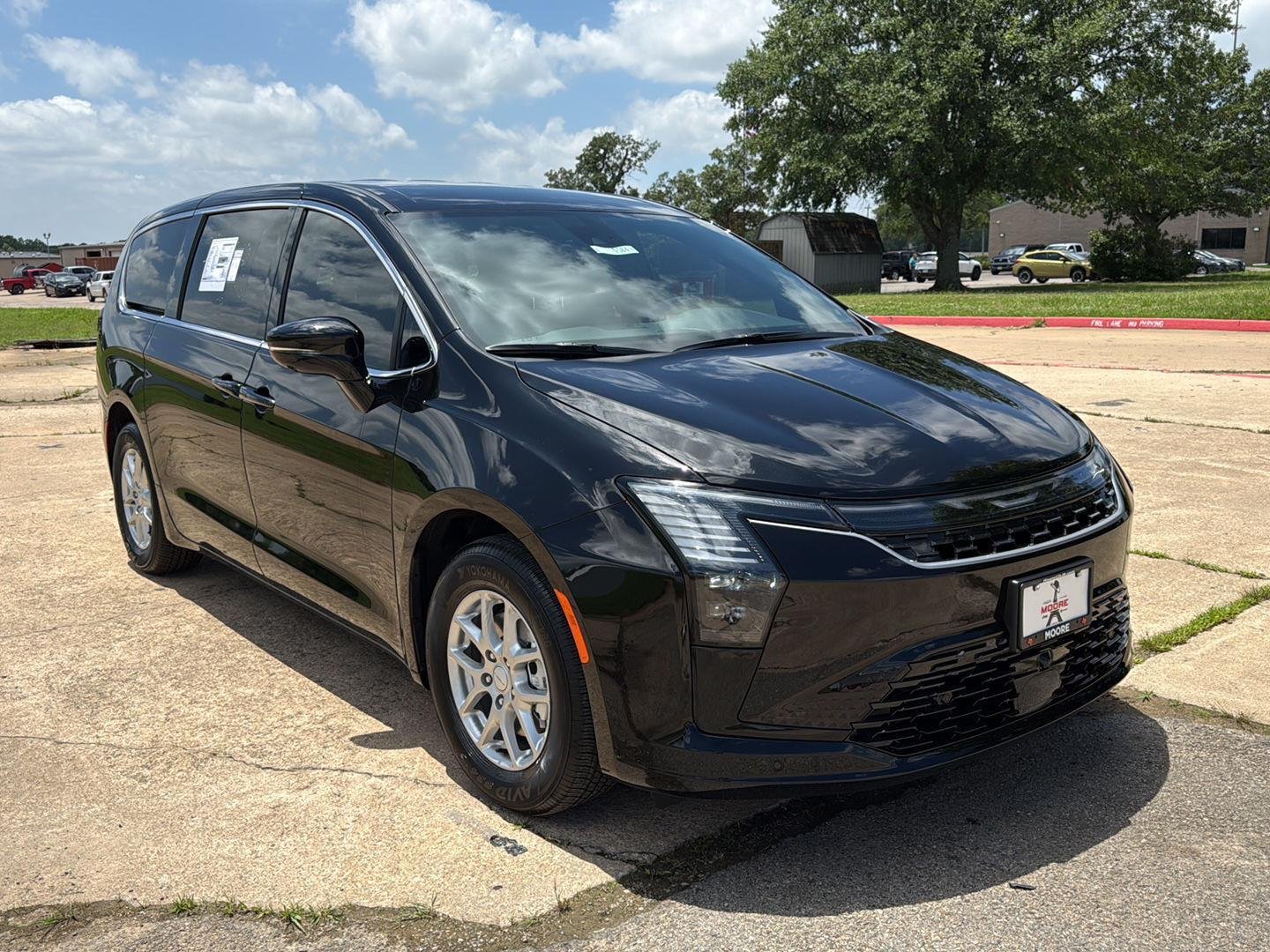 2027 Chrysler Pacifica's photo