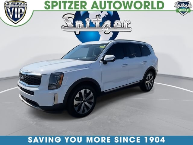 Used 2022 White Kia S image 6