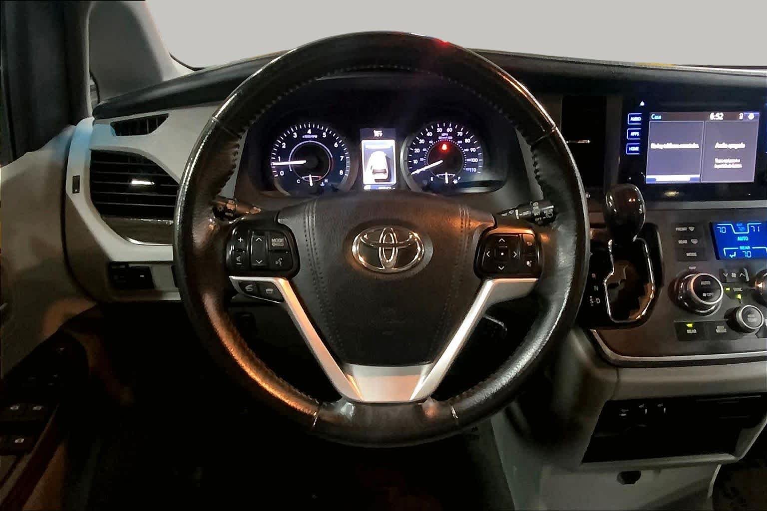 Used 2017 Midnight Black Metallic Toyota XLE Premium image 6