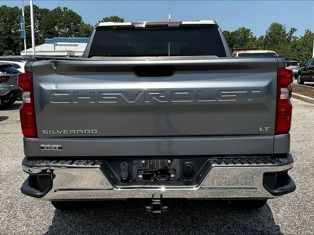 Used 2021 Gray Chevrolet LT image 5