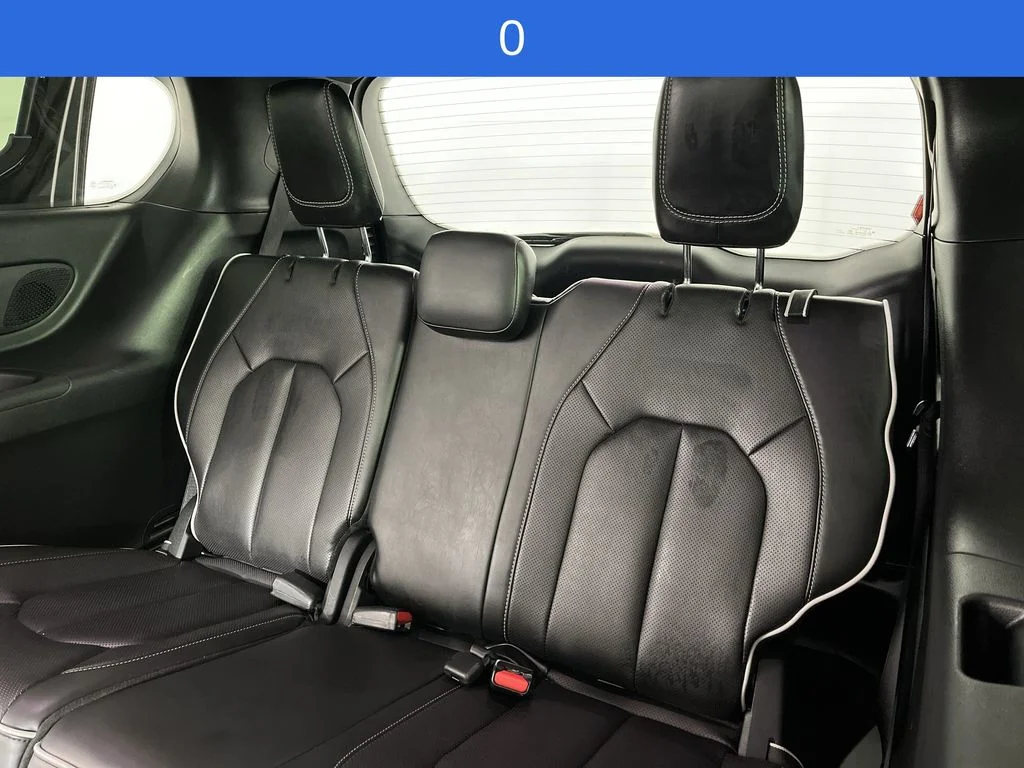 Used 2025 Black Chrysler Limited image 25