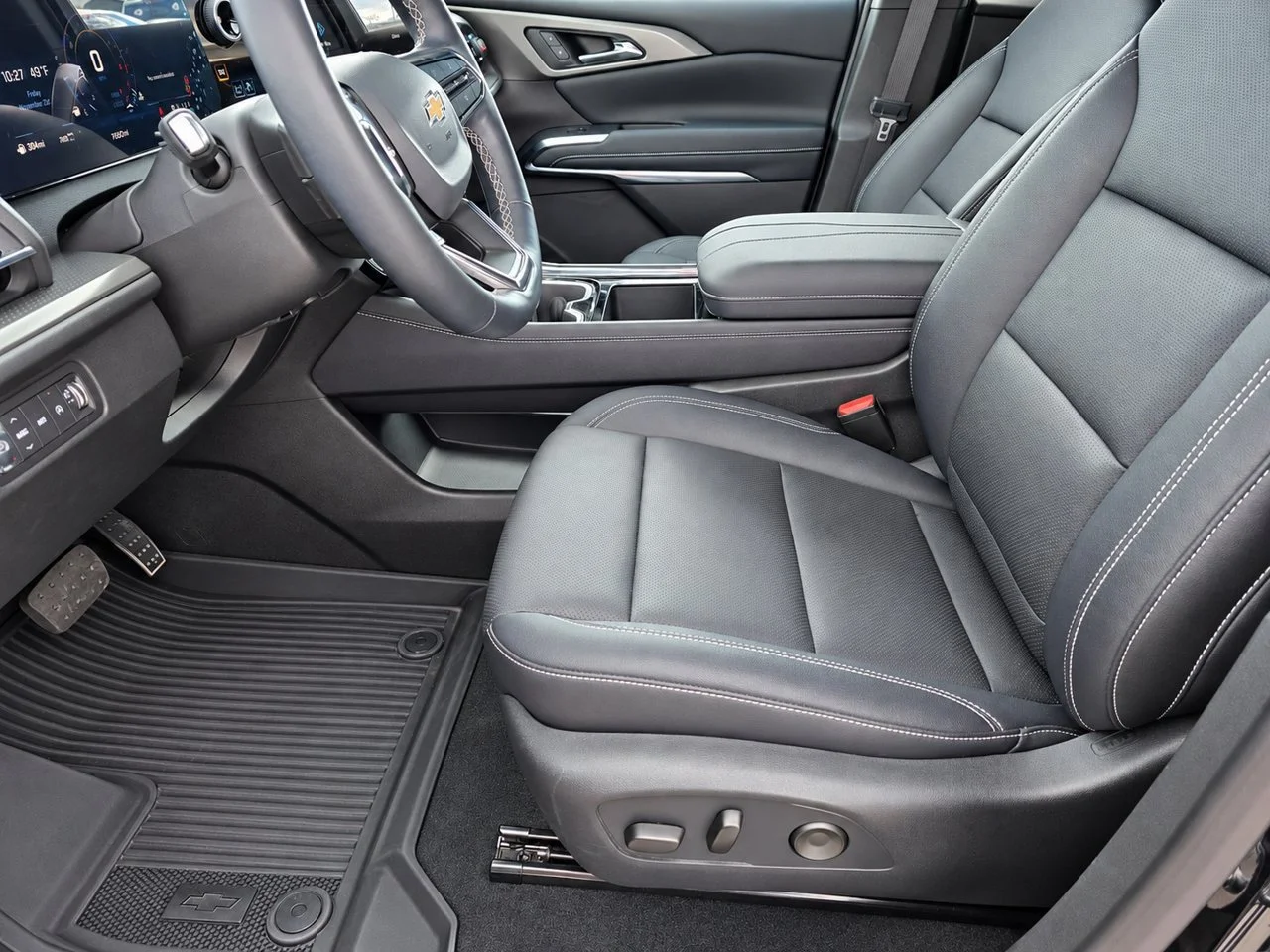 Used 2025 Mosaic Black Chevrolet LT image 12