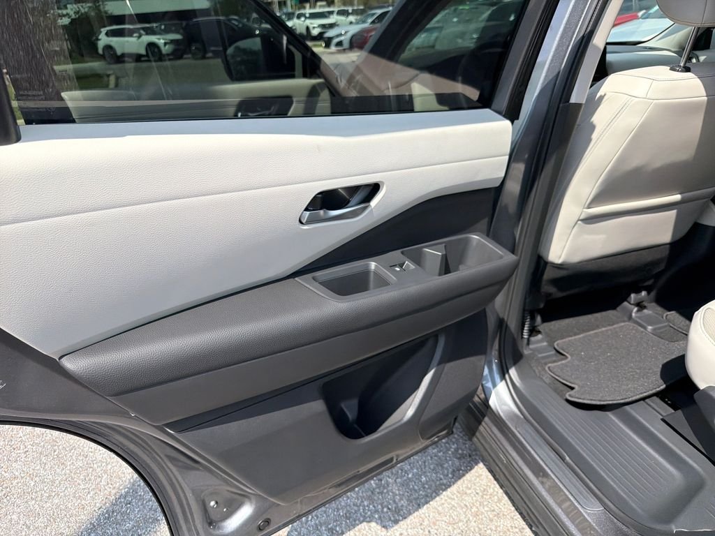 New 2026 Nissan Pathfinder SL 4D Sport Utility