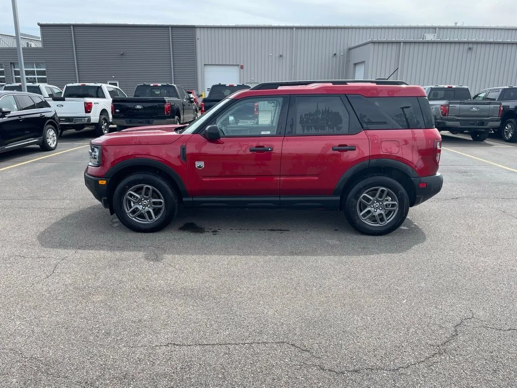 Used 2025 Red Ford Big Bend image 8