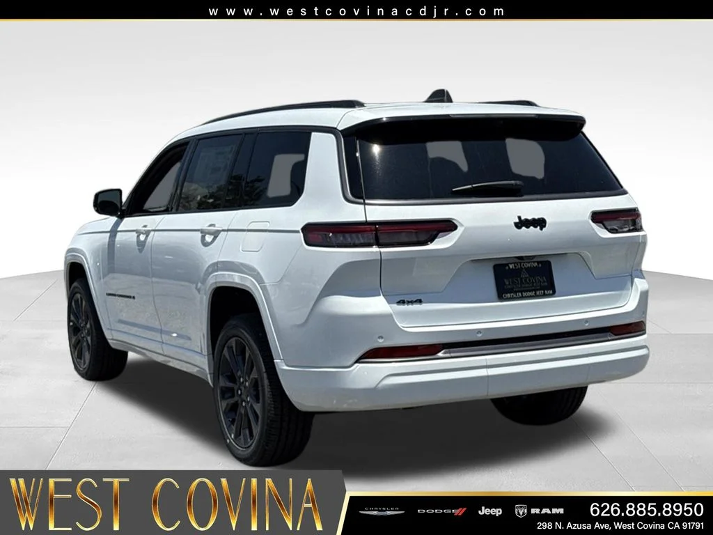 New 2026 Bright White Clear-Coat Exterior Paint Jeep Limited Reserve image 10