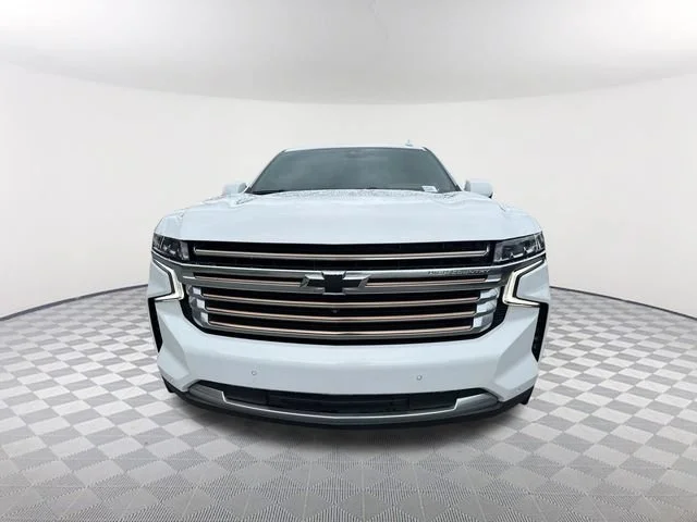Used 2021 SUMMIT WHITE Chevrolet High Country image 2