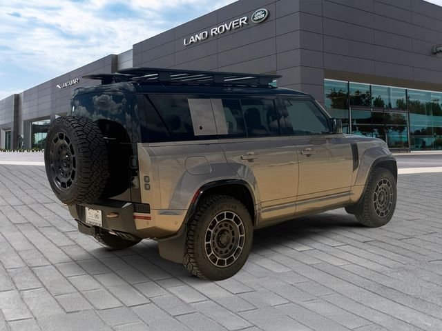 New 2026 Petra Copper Land Rover OCTA image 5
