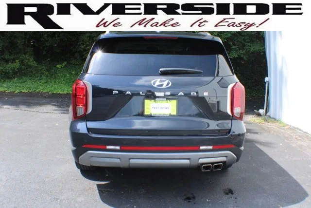 Used 2025 Moonlight Cloud Hyundai SEL Premium 7P image 19