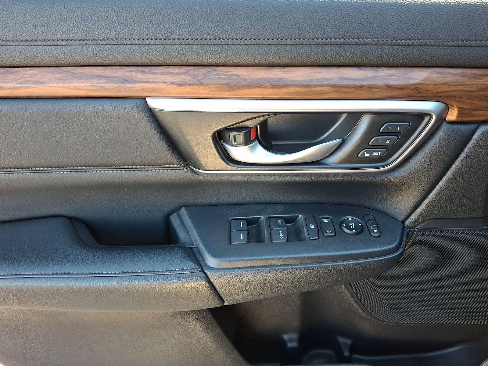 2022 Honda CR-V Touring - Photo 13