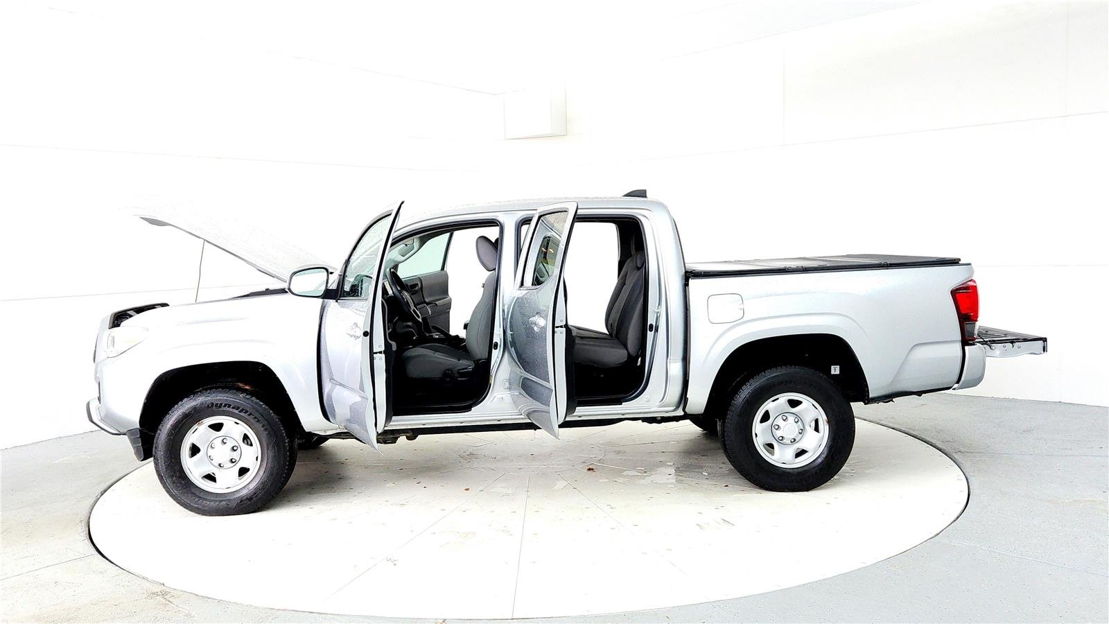 2022 Toyota Tacoma SR - Photo 10