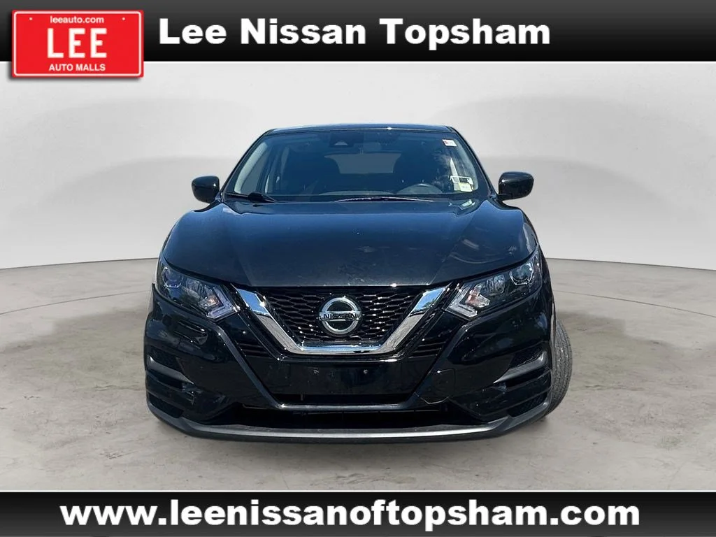 Used 2020 Magnetic Black Pearl Nissan S image 9
