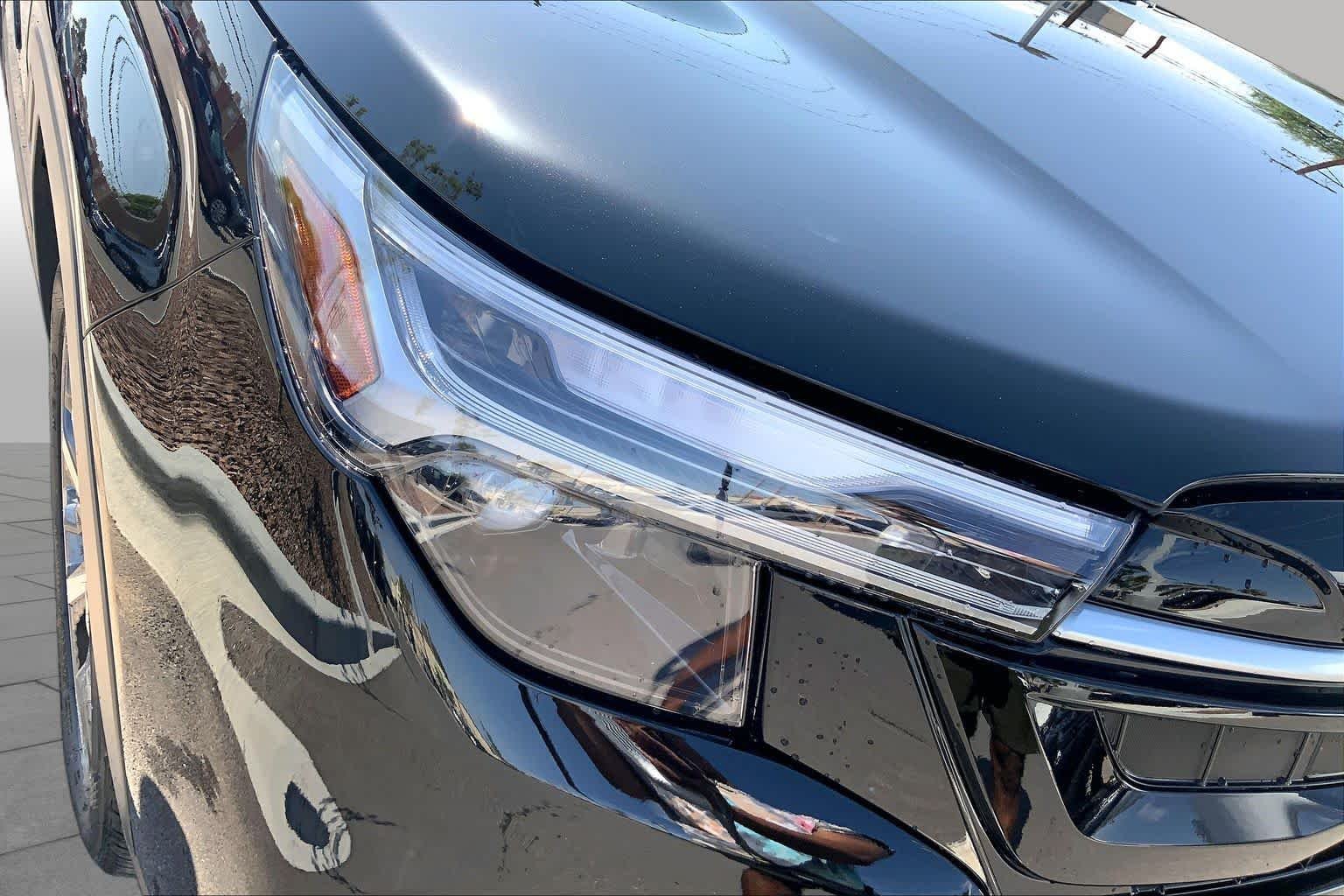 New 2026 CRYSTAL BLACK SILICA Subaru Touring image 13