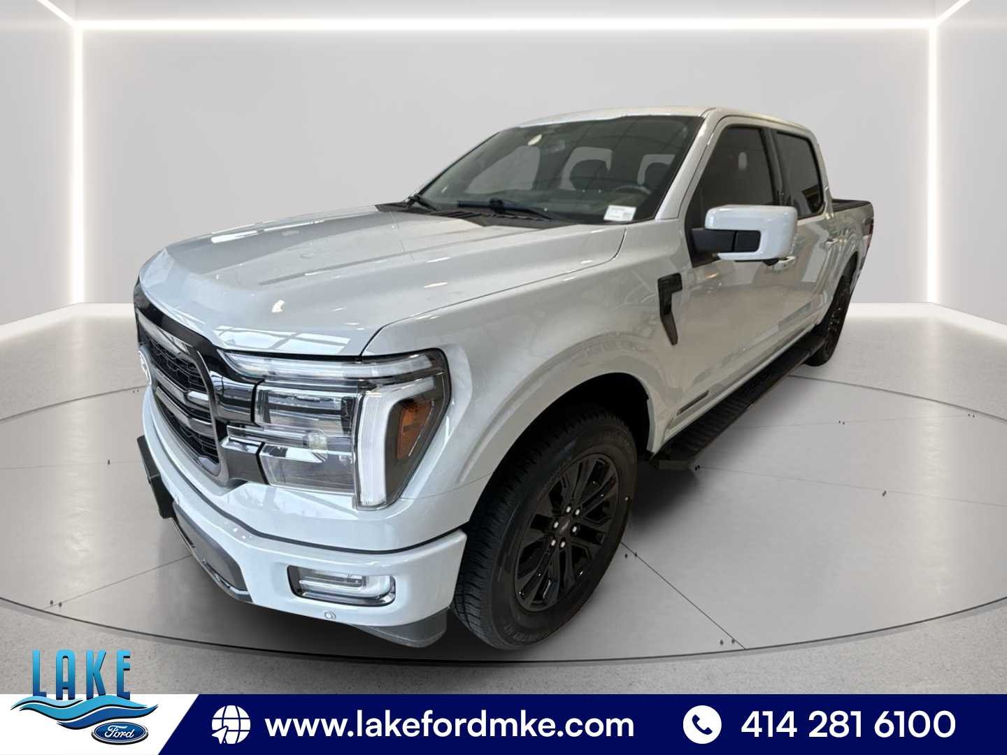 Used 2024 Avalanche Ford LARIAT image 3