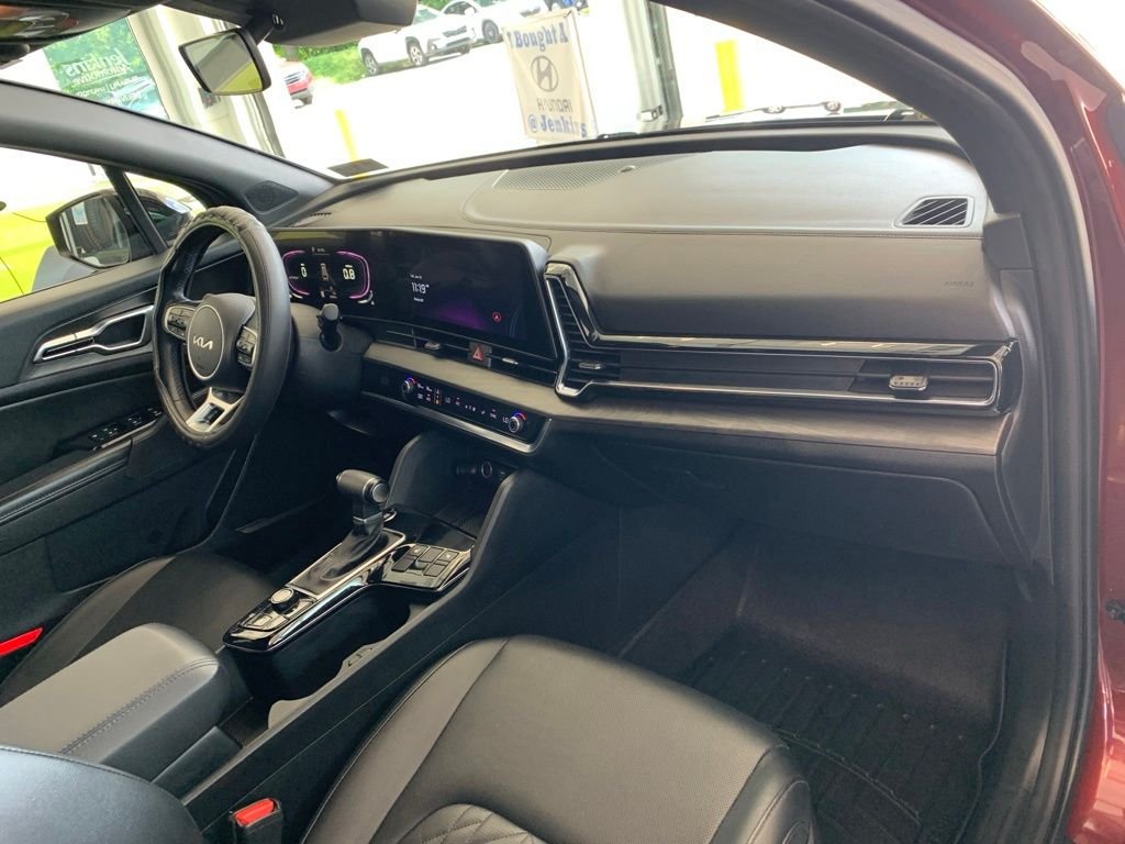Used 2023 Red Kia X-Line image 20