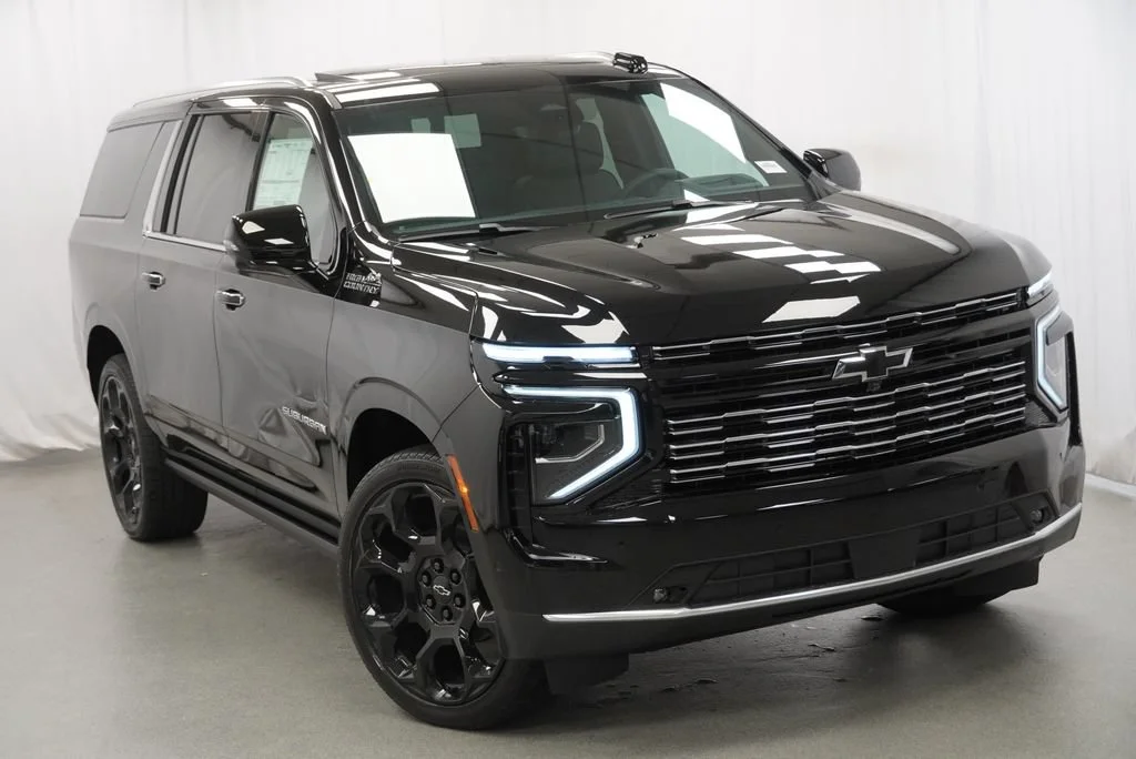 New 2026 Black Chevrolet High Country image 39