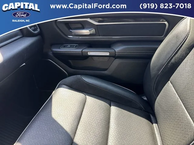 Used 2020 Black Ram Laramie image 28
