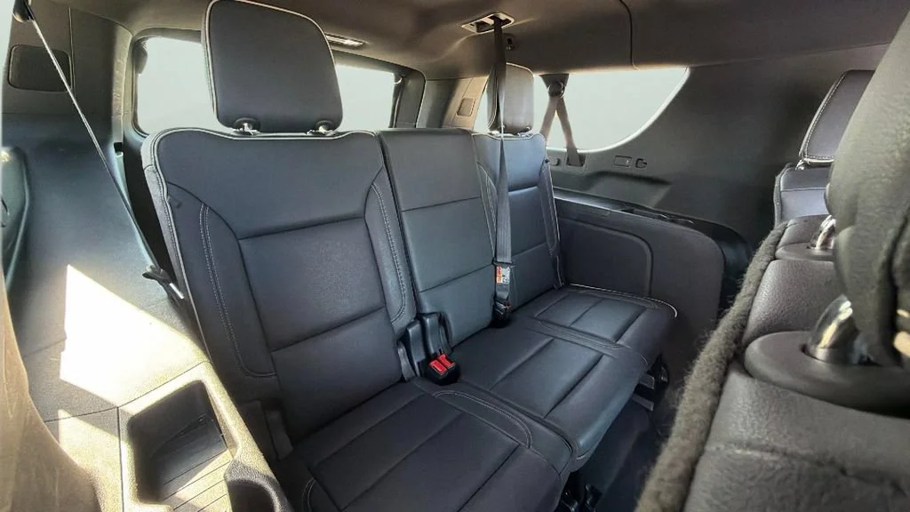 Used 2025 Black Chevrolet Premier image 31