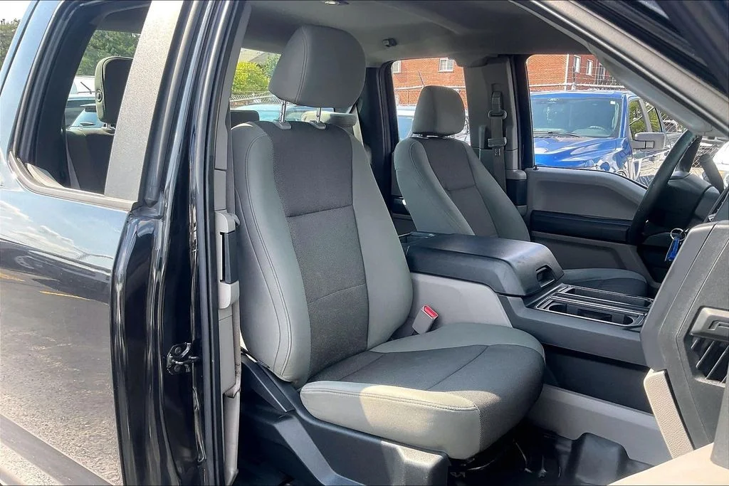 Used 2015 Black Ford XL image 6