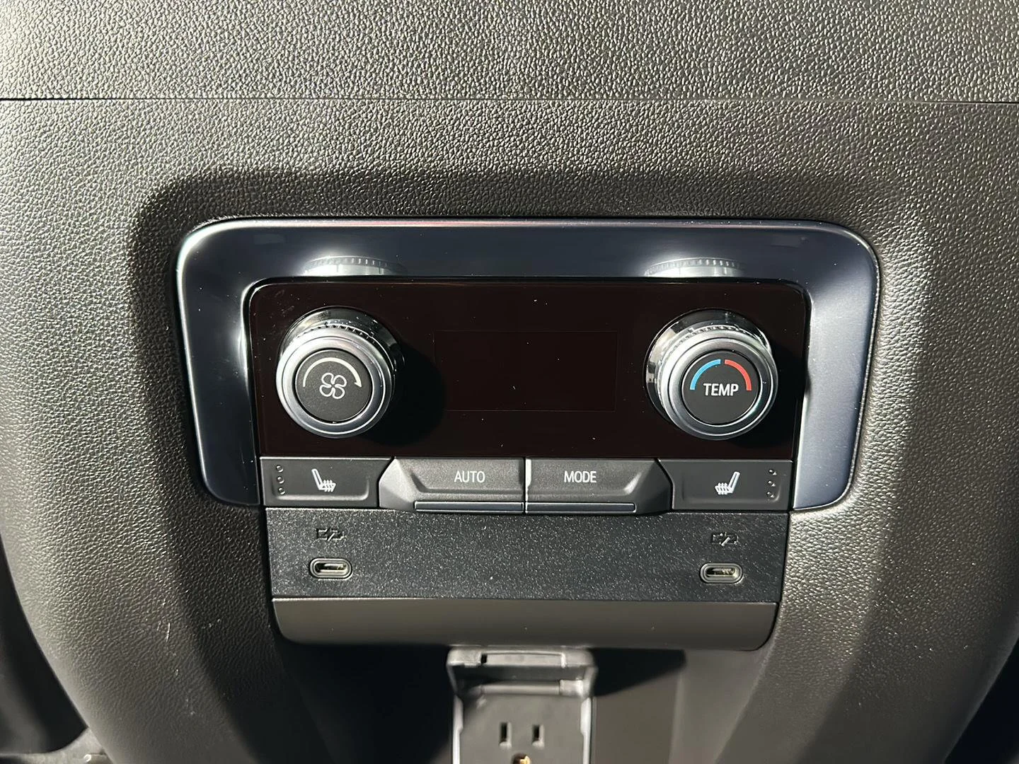 Used 2026 Onyx Black GMC Denali image 28