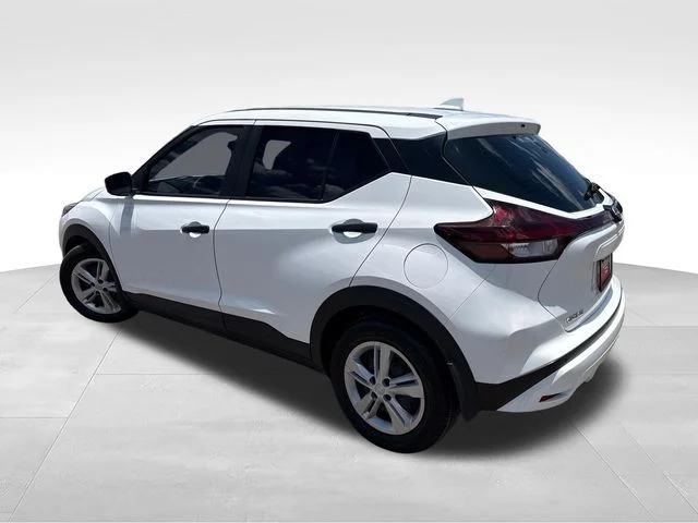 Used 2024 White Nissan S image 6