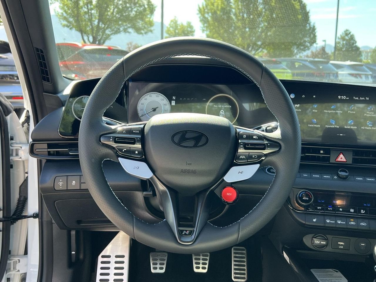 New 2026 Atlas White Hyundai Sedan image 34