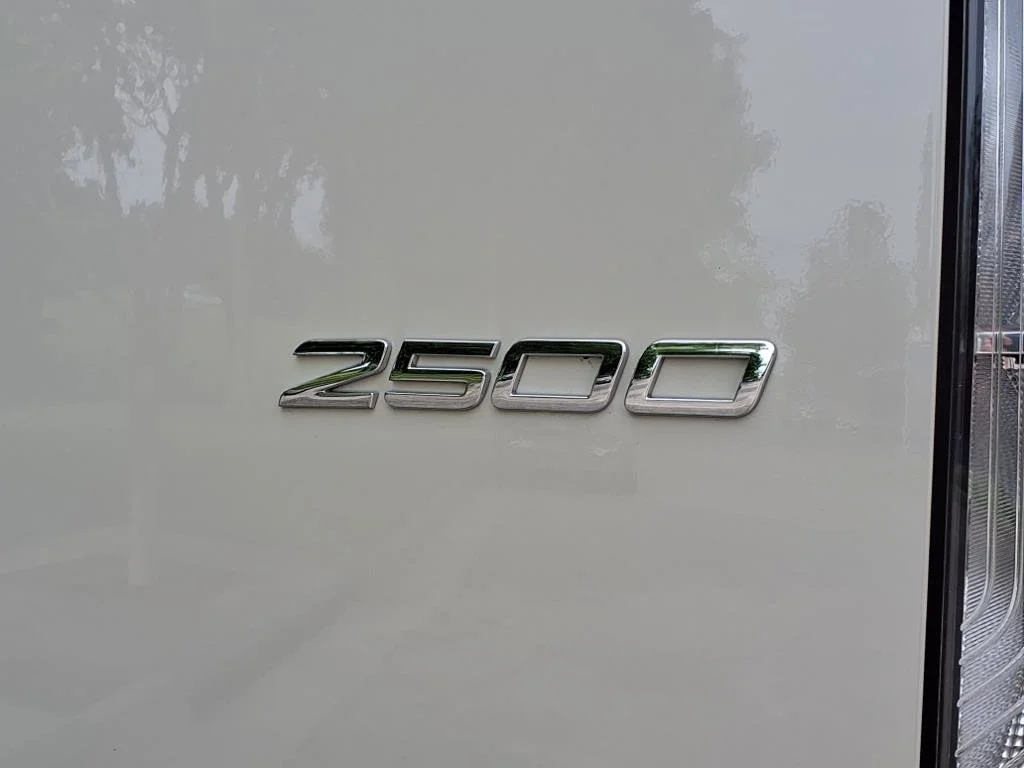 New 2025 Pebble Gray Mercedes-Benz  image 32