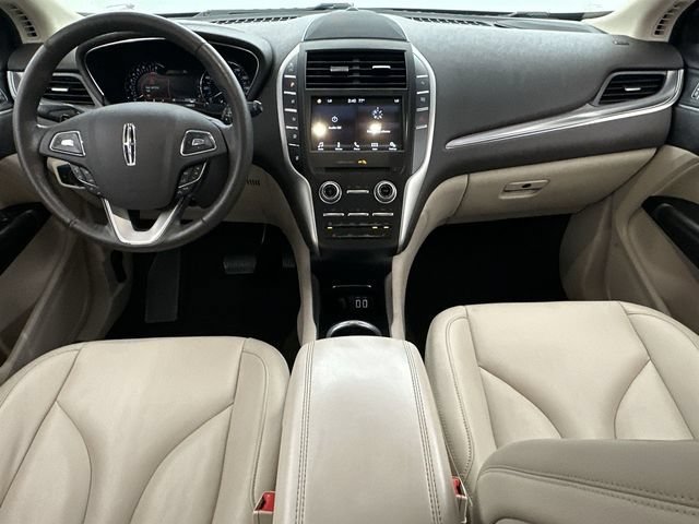 Certified Used 2019 Green Lincoln Standard image 2