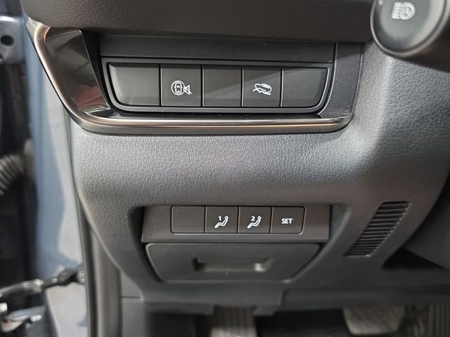 Used 2024 Gray Mazda 2.5 S Carbon Edition image 26