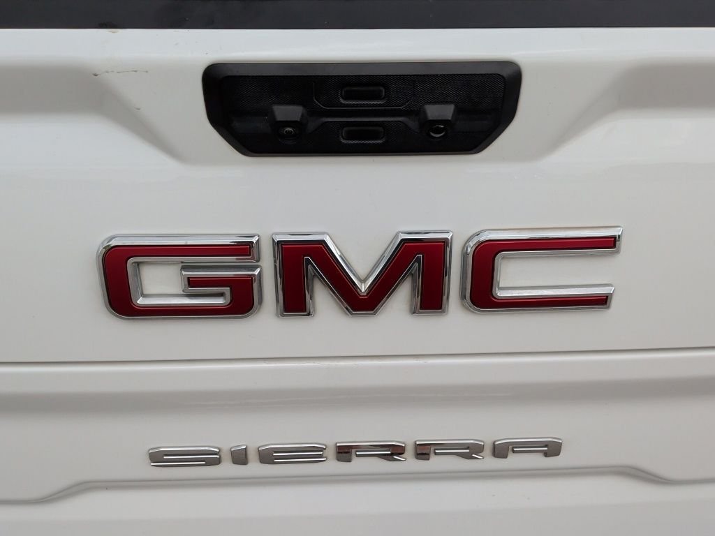 Used 2024 White GMC AT4 image 45
