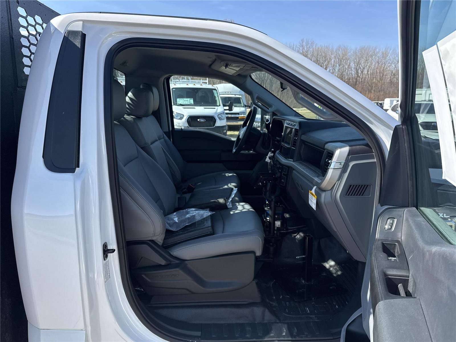 2024 Ford F-550 Super Duty Chassis Cab XL - Photo 66