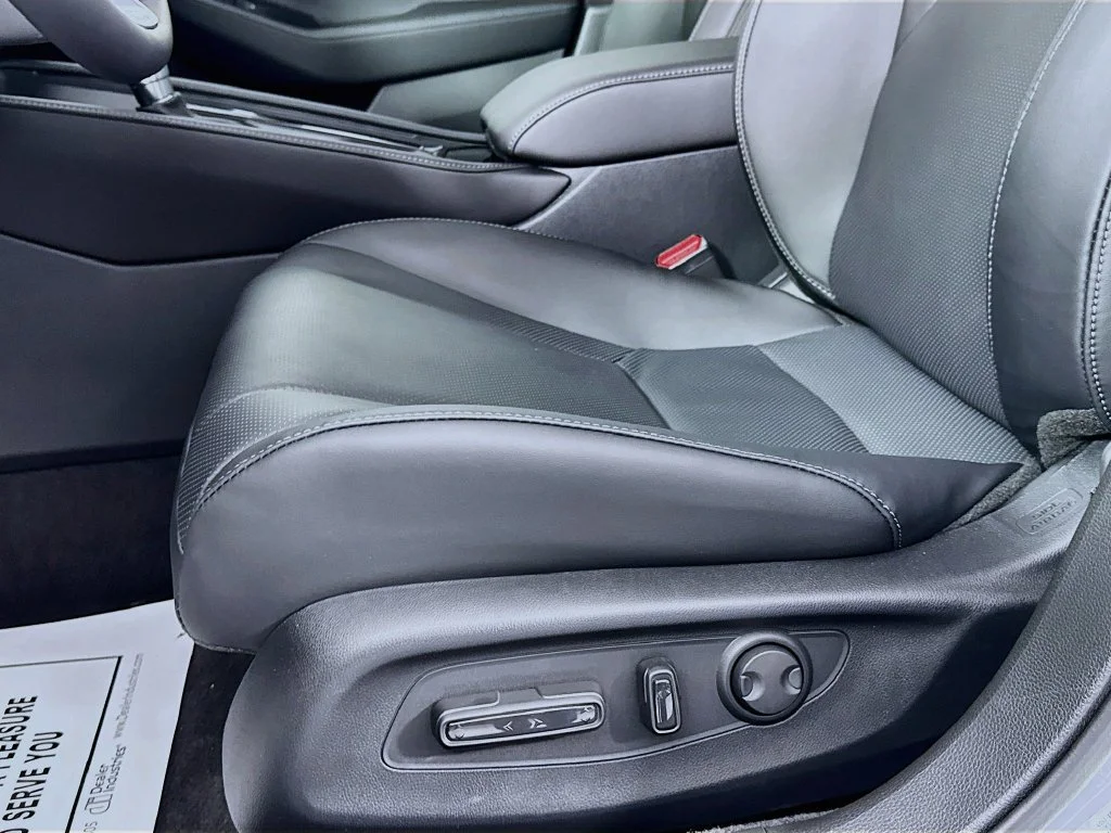 New 2026 Urban Gray Pearl Honda Touring image 28