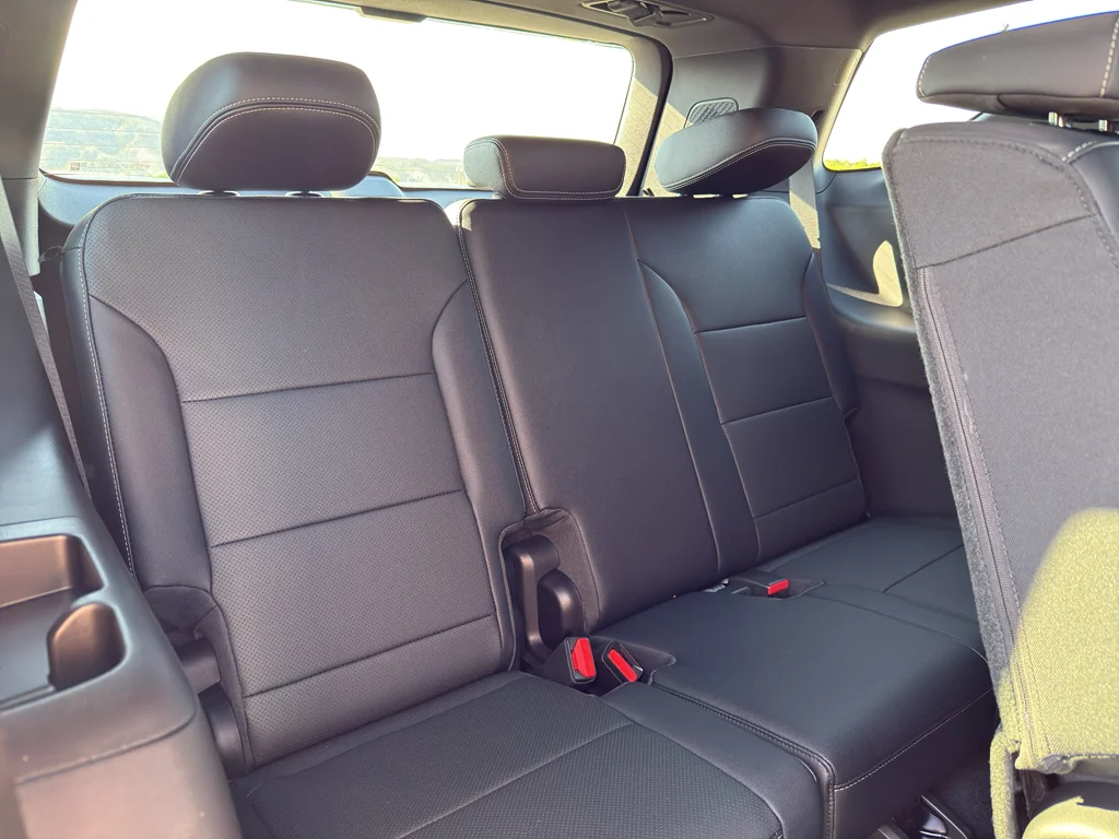 2026 Chevrolet Traverse LT - Photo 18