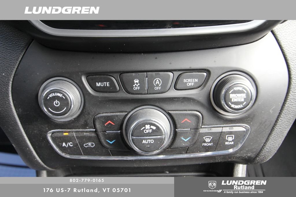 Used 2021 Gray Jeep Limited image 38