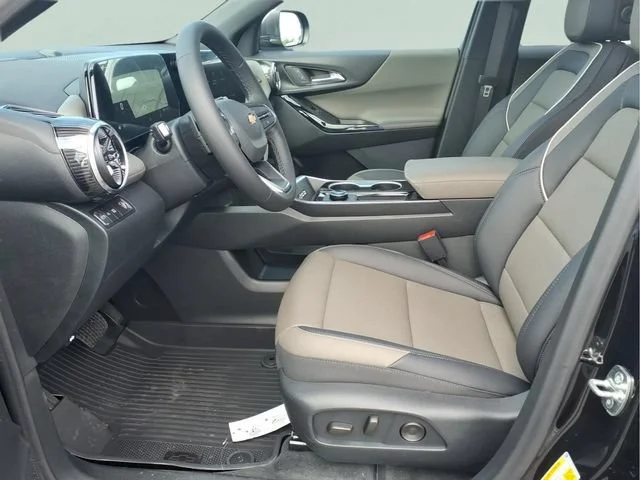 New 2026 Mosaic Black Metallic Chevrolet LT image 16