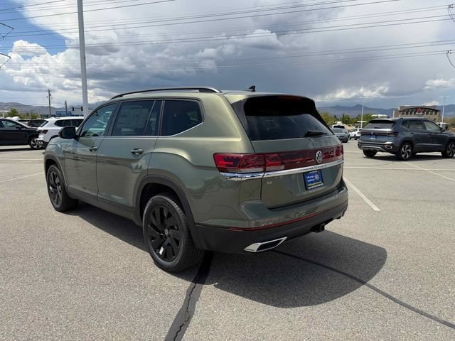New 2026 Green Volkswagen 2.0T SE w/Technology image 5